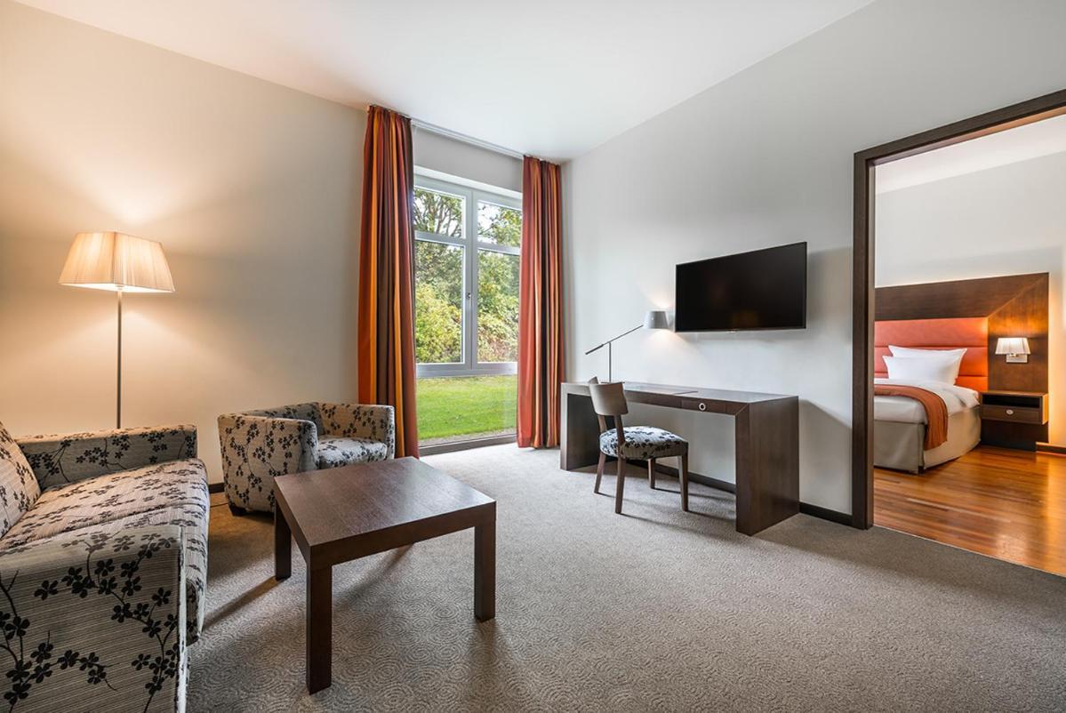 Aparthotel Am Golfclub Treudelberg 함브루크 외부 사진